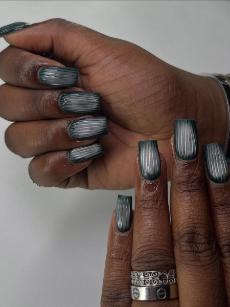 Ribbed glass nail trend